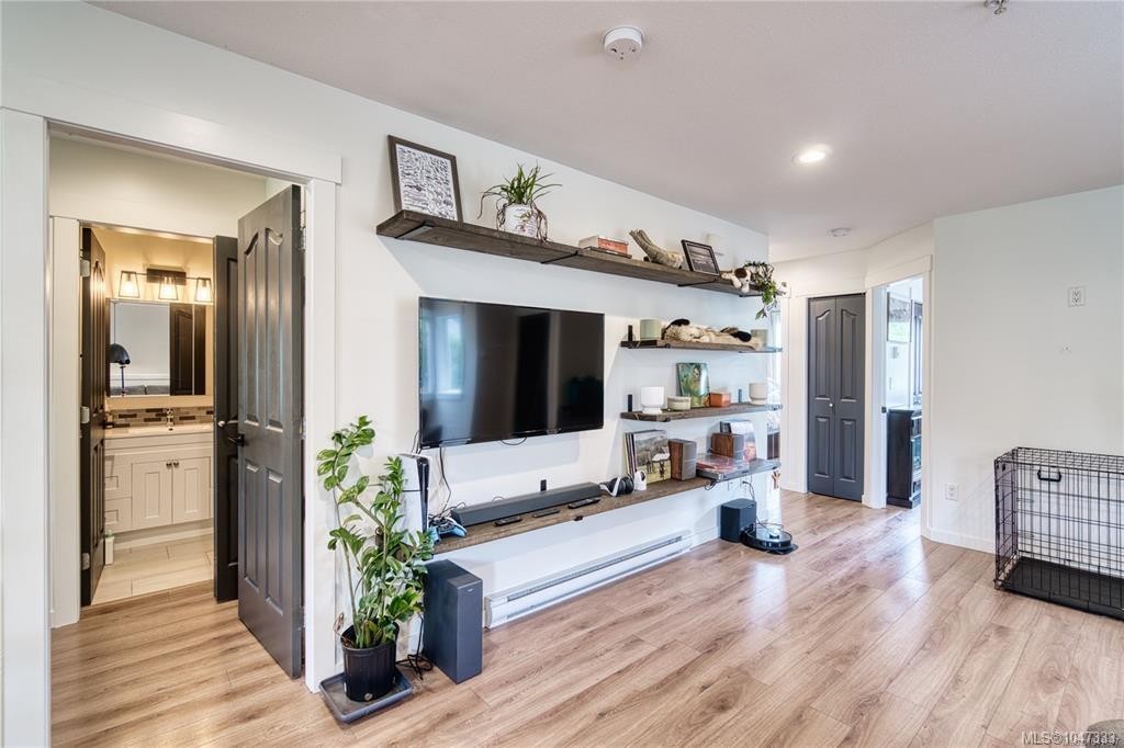#202-211 Victoria Rd, Nanaimo, BC