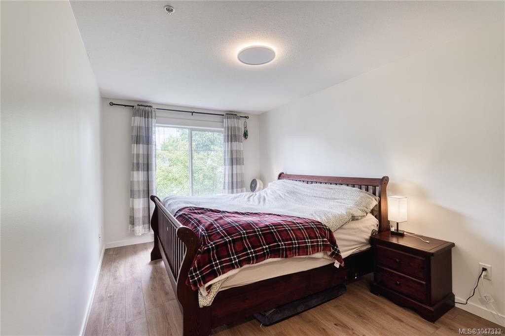 #202-211 Victoria Rd, Nanaimo, BC
