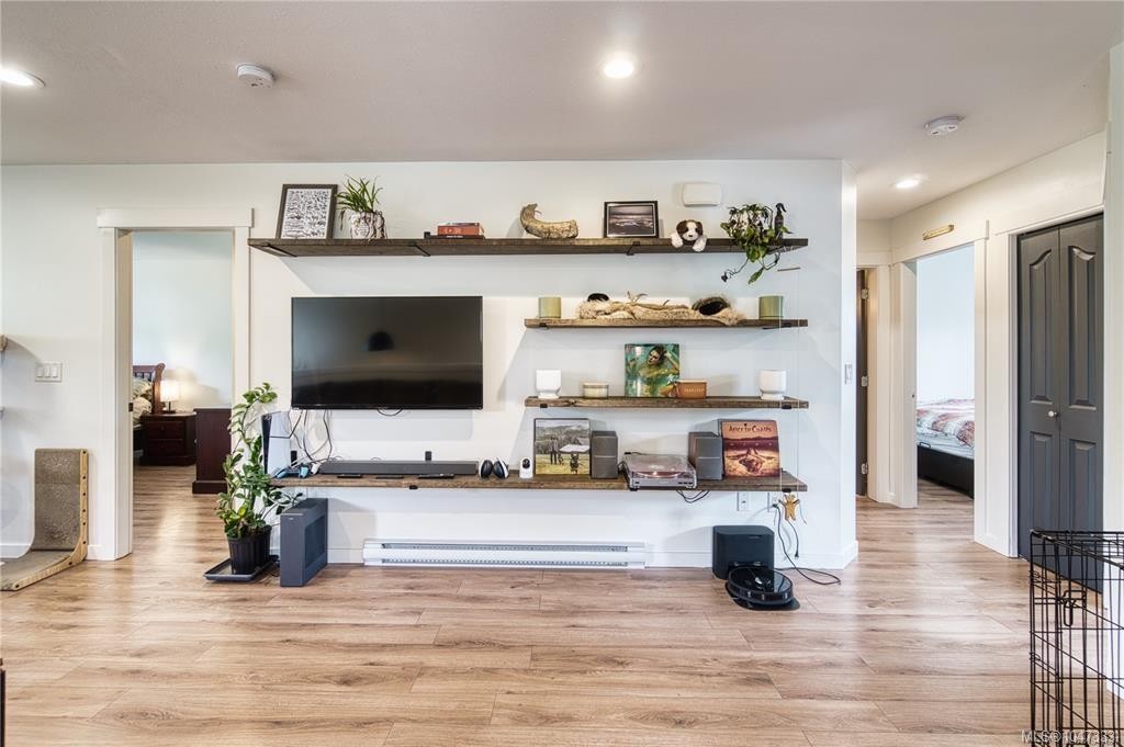 #202-211 Victoria Rd, Nanaimo, BC