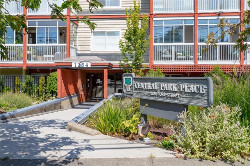 #201-1234 Fort St  Victoria, BC V8Y 2M9