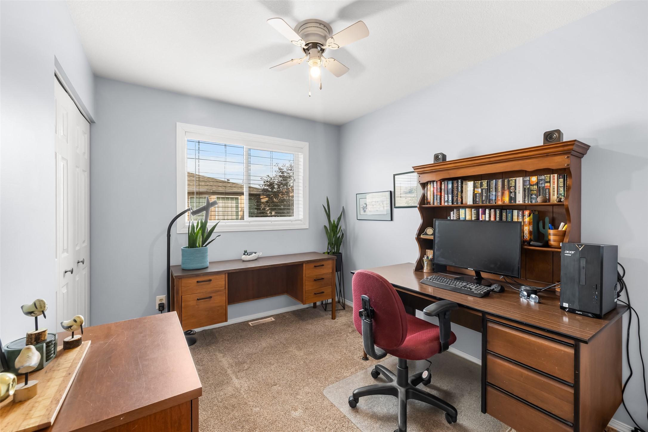 2433 Mcleary N Crescent, Cranbrook, BC - Indoor Photo Showing Office