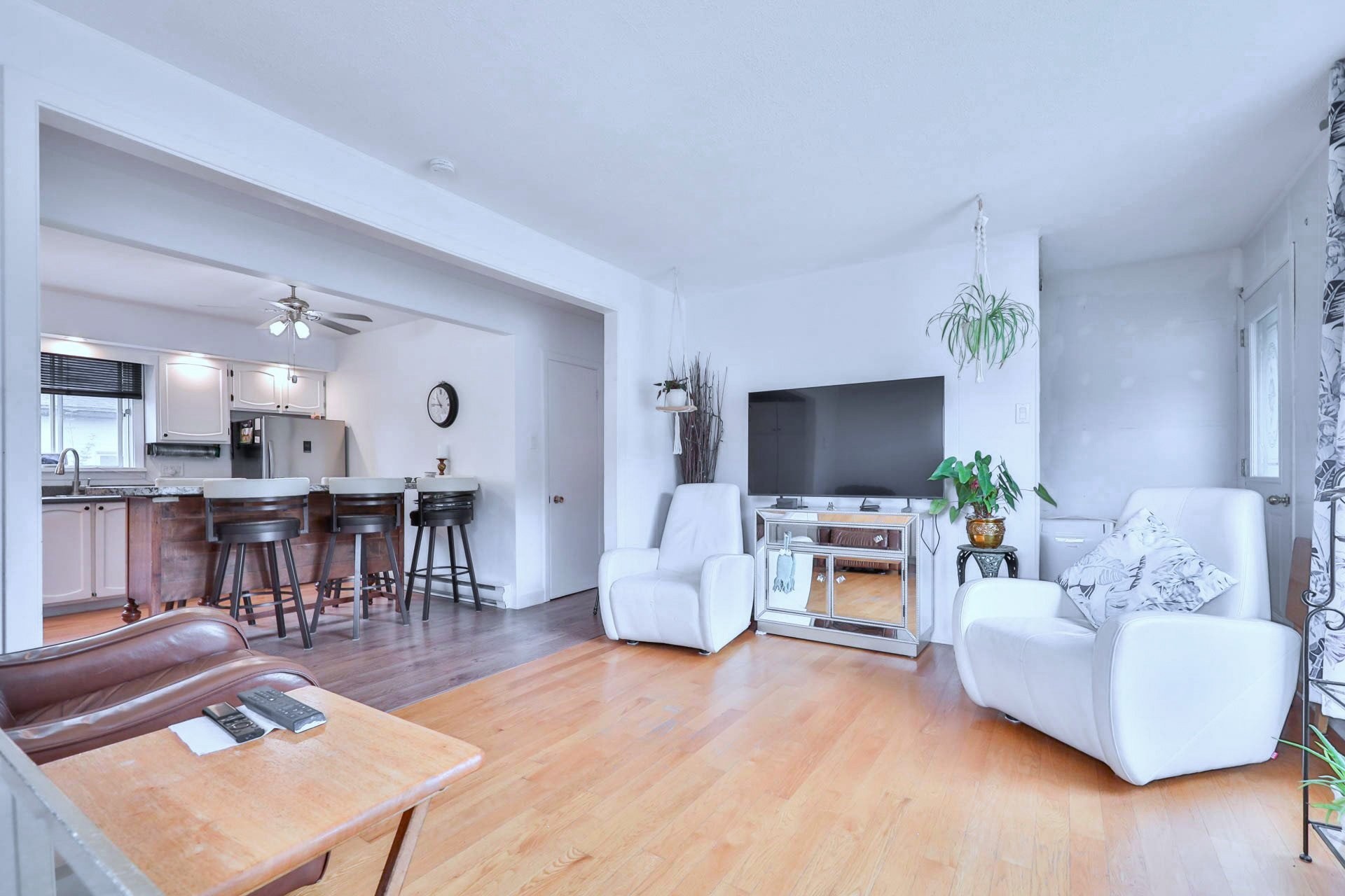 Vue d'ensemble - 181 Rue Beaulieu, Maniwaki, QC - Indoor Photo Showing Living Room