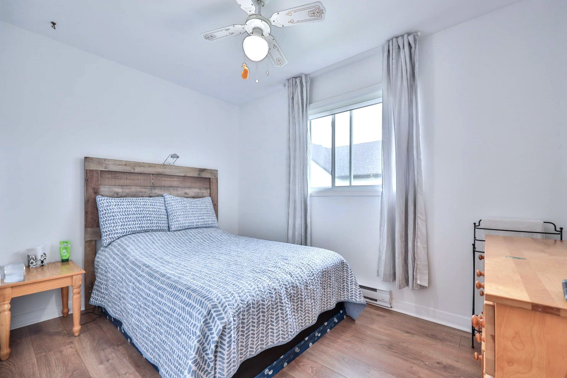 Chambre à coucher principale - 181 Rue Beaulieu, Maniwaki, QC - Indoor Photo Showing Bedroom