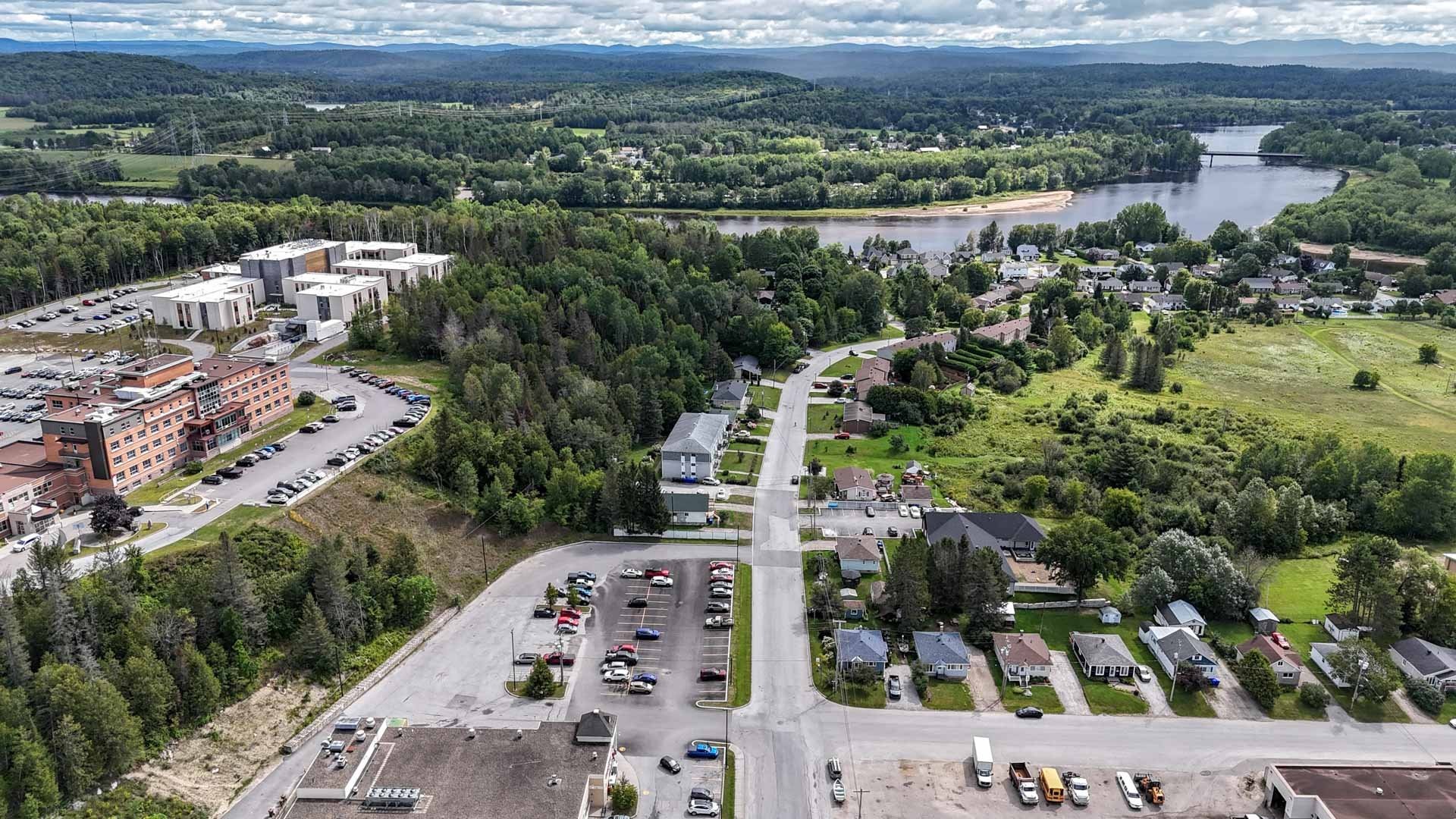 Vue d'ensemble - 181 Rue Beaulieu, Maniwaki, QC - Outdoor With View
