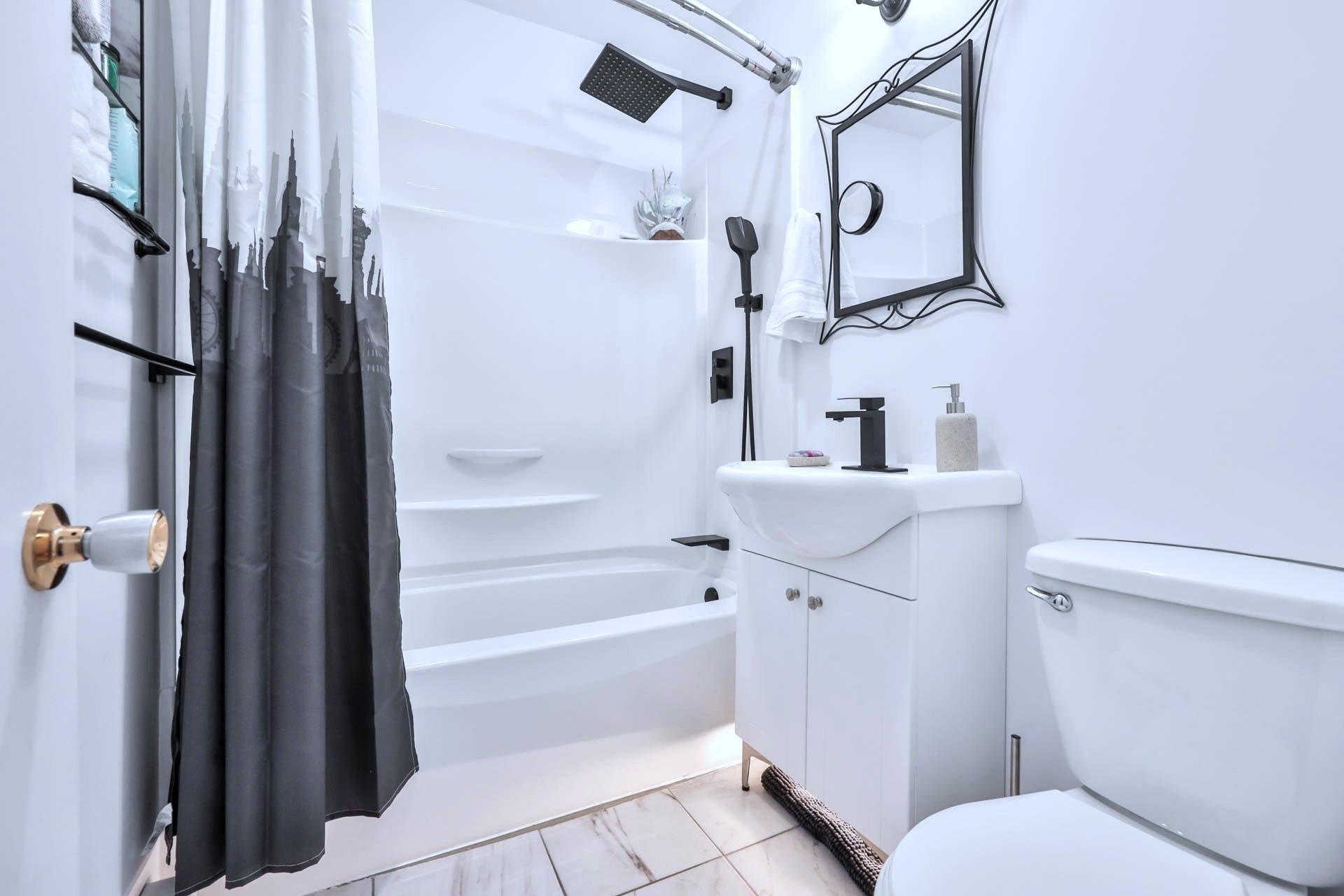 Salle de bains - 181 Rue Beaulieu, Maniwaki, QC - Indoor Photo Showing Bathroom