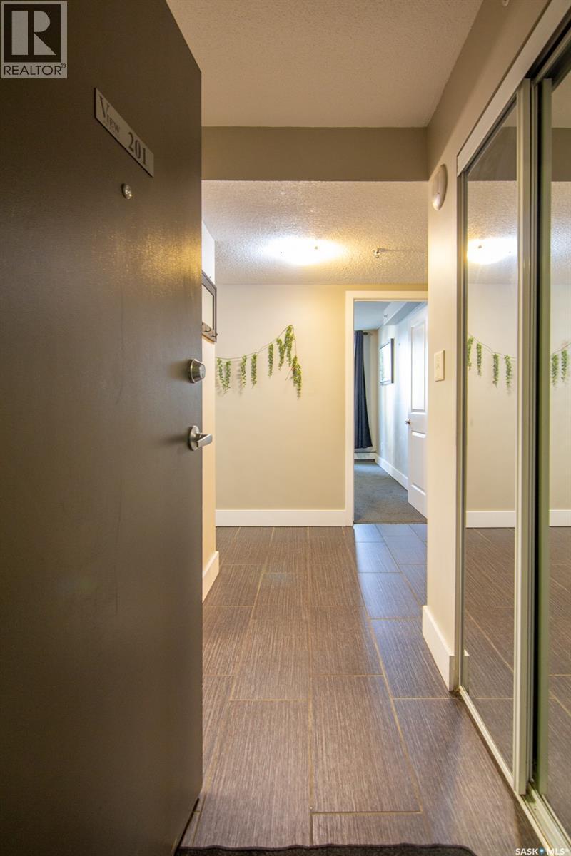 201 320 5Th Avenue N, Saskatoon, SK - Indoor Photo Showing Other Room