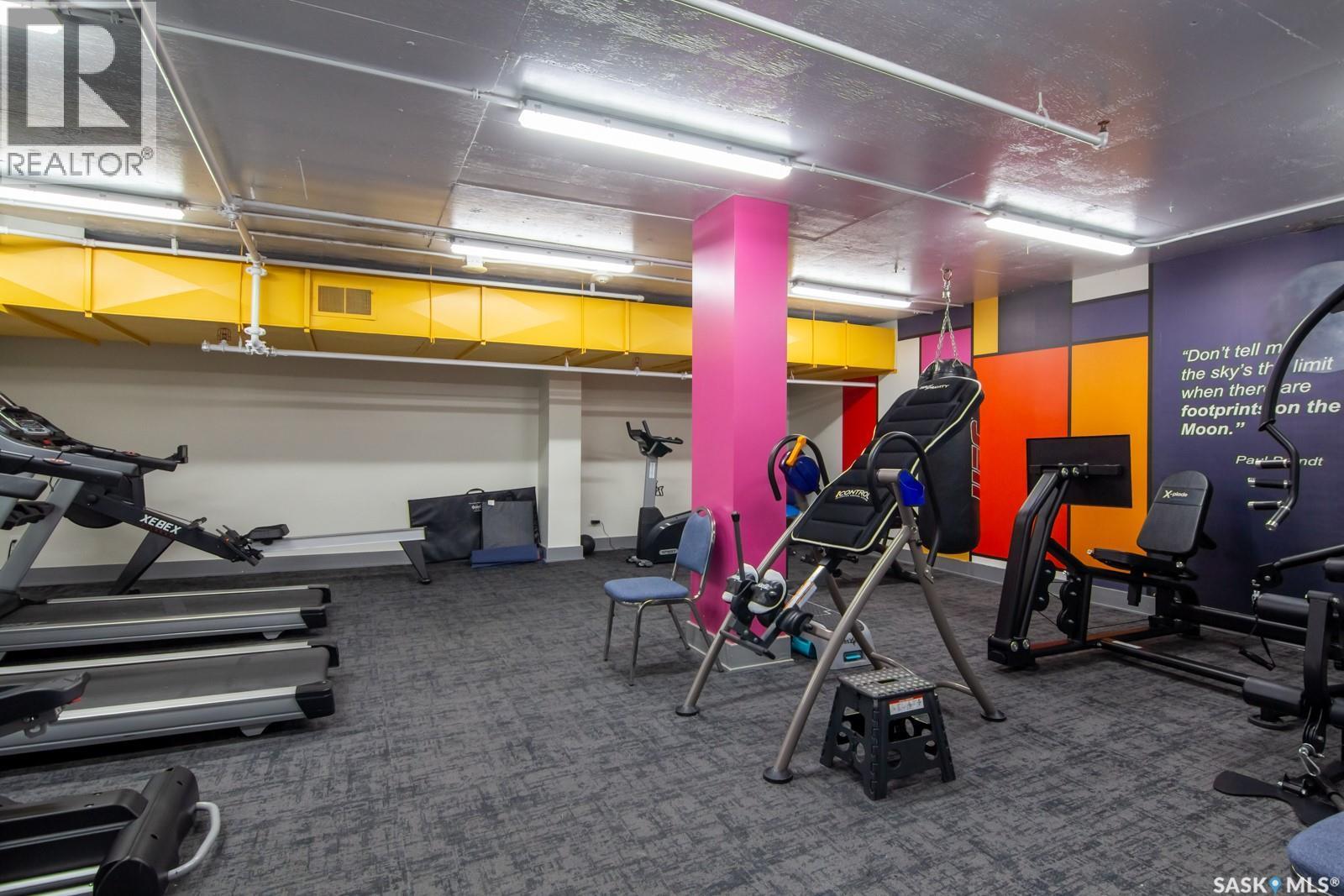 201 320 5Th Avenue N, Saskatoon, SK - Indoor Photo Showing Gym Room