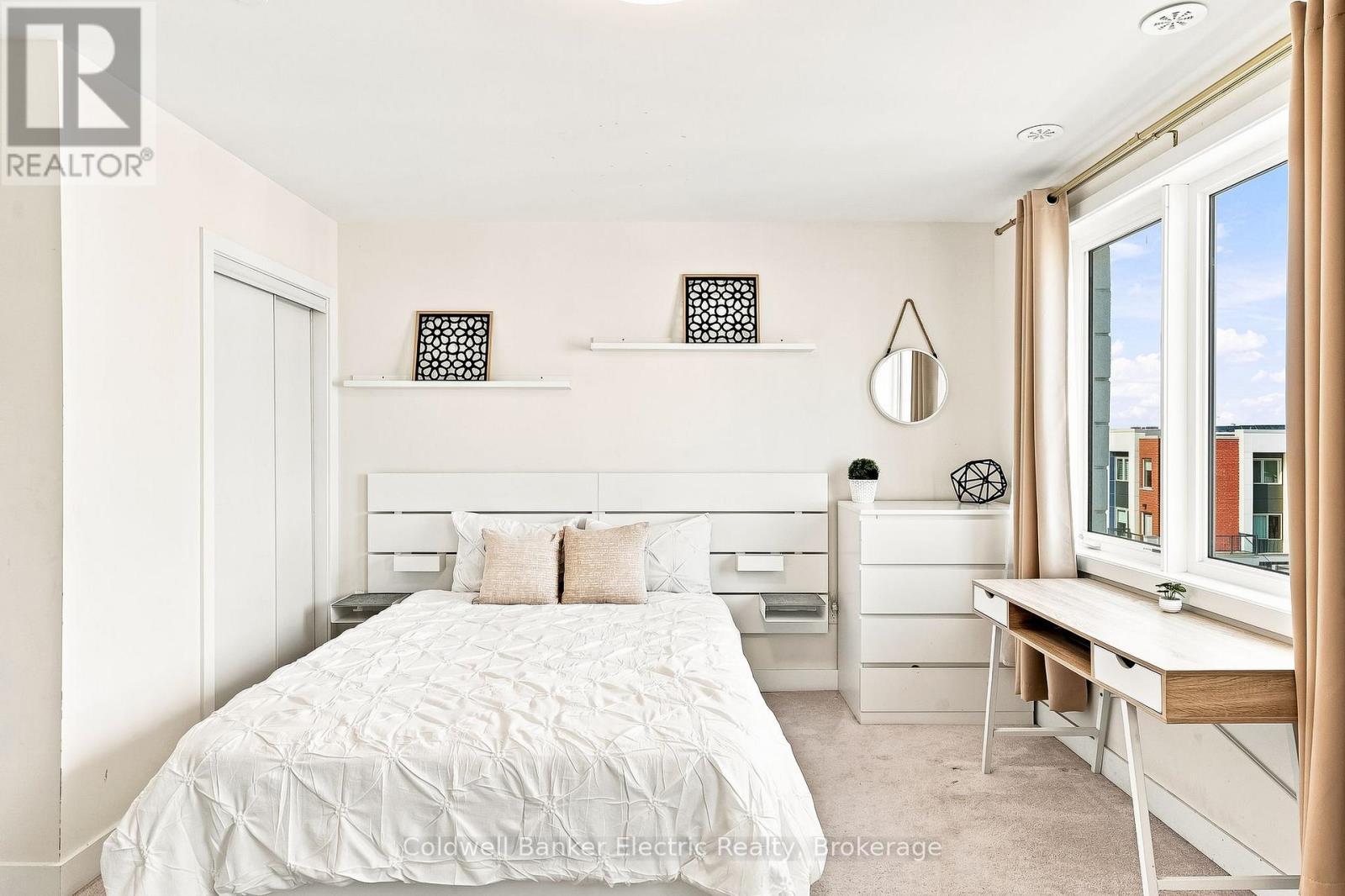 42 William Duncan Road, Toronto (Downsview-Roding-Cfb), ON - Indoor Photo Showing Bedroom