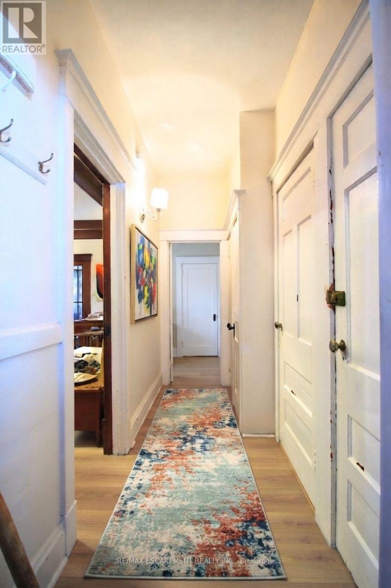 22 Blake Street, Hamilton, ON - Indoor