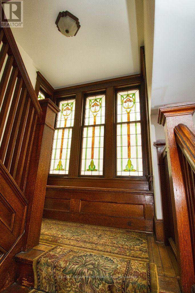 22 Blake Street, Hamilton, ON - Indoor Photo Showing Other Room