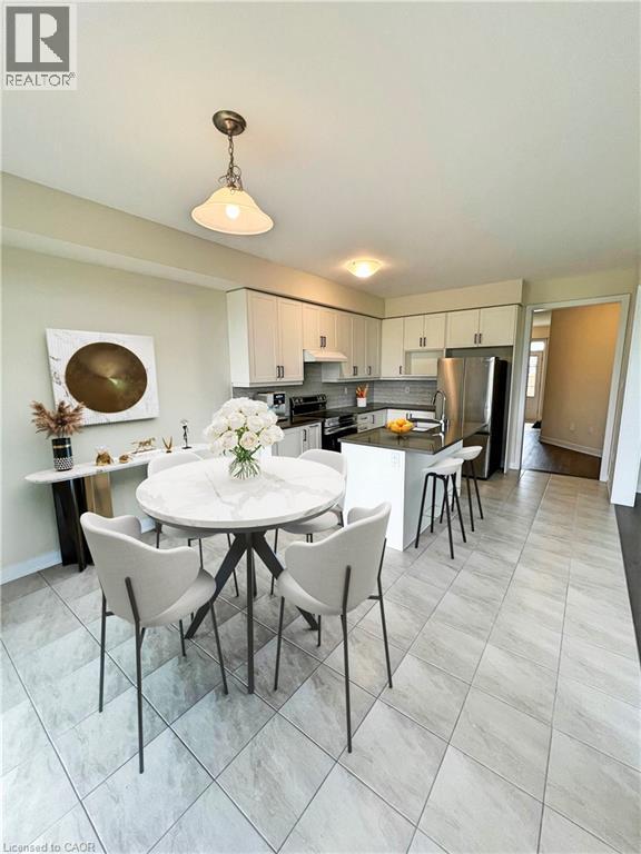 66 Aviron Crescent, Welland, ON - Indoor Photo Showing Dining Room