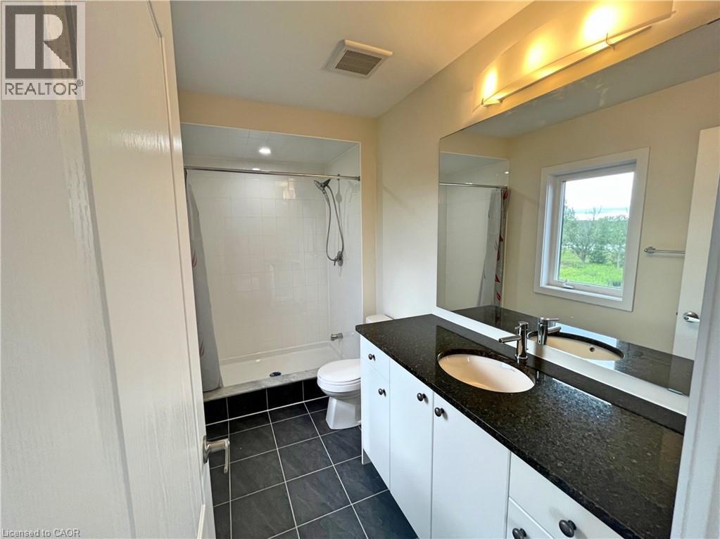 66 Aviron Crescent, Welland, ON - Indoor Photo Showing Bathroom