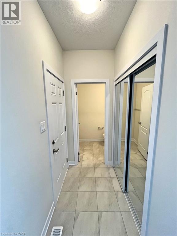 66 Aviron Crescent, Welland, ON - Indoor Photo Showing Other Room