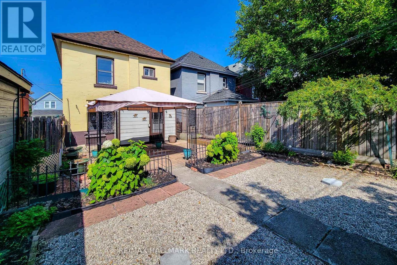 36 Dalkeith Avenue, Hamilton, ON