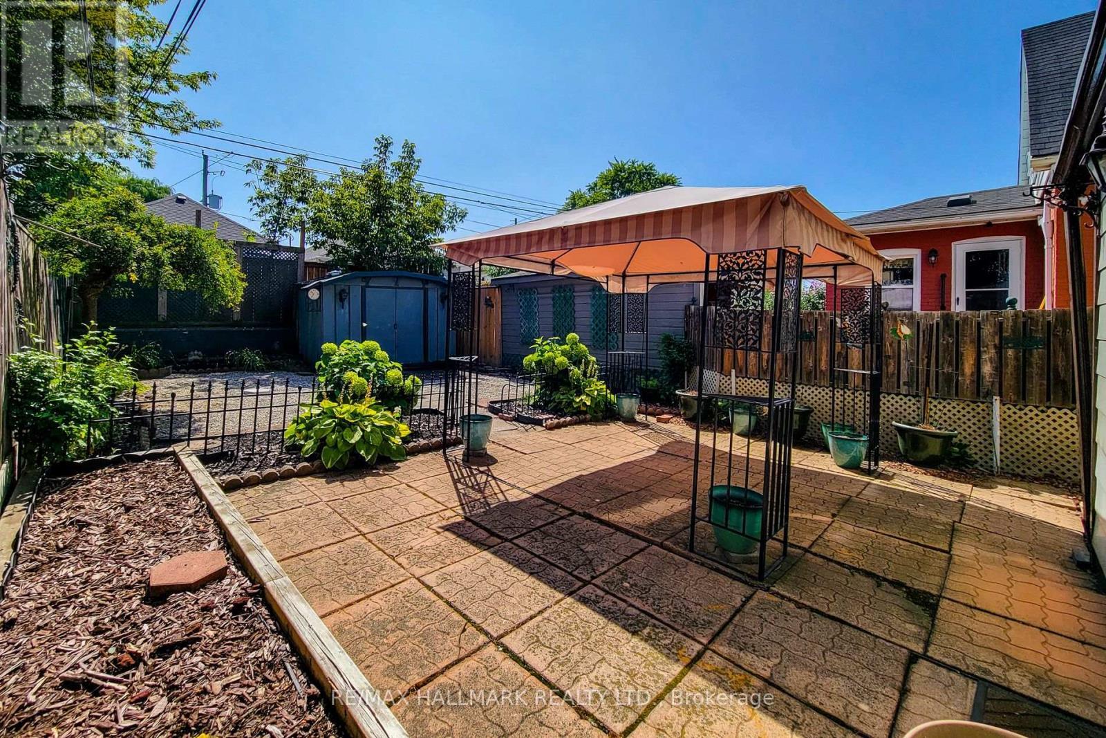 36 Dalkeith Avenue, Hamilton, ON