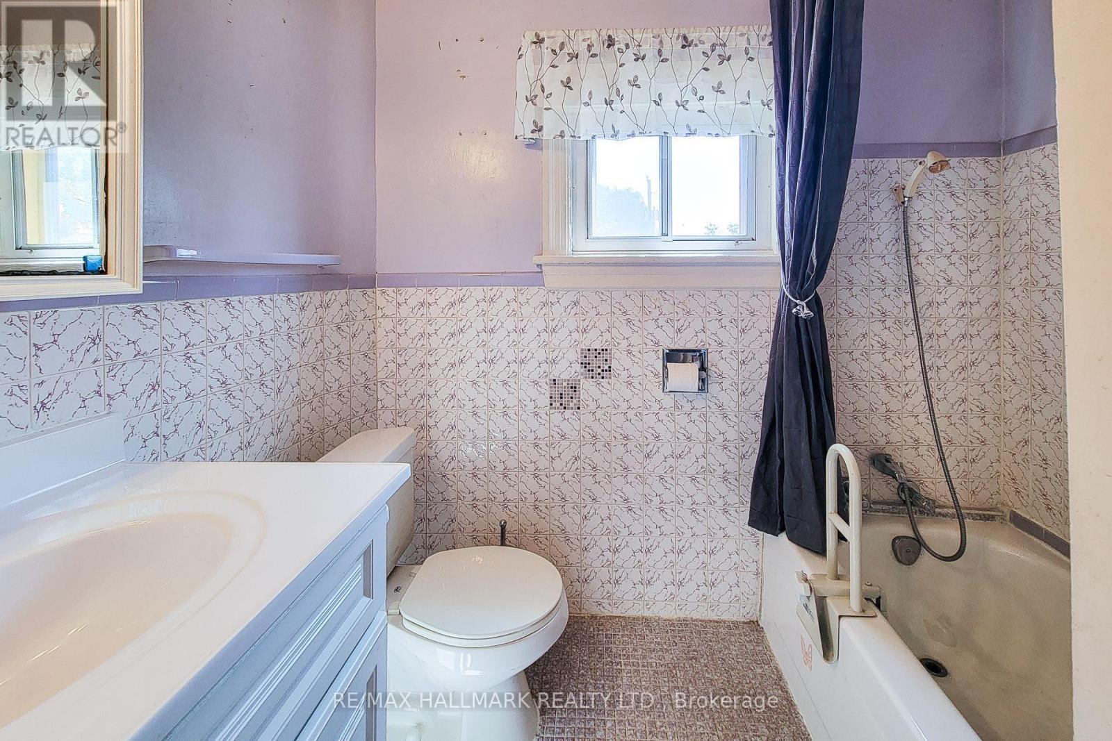 36 Dalkeith Avenue, Hamilton, ON