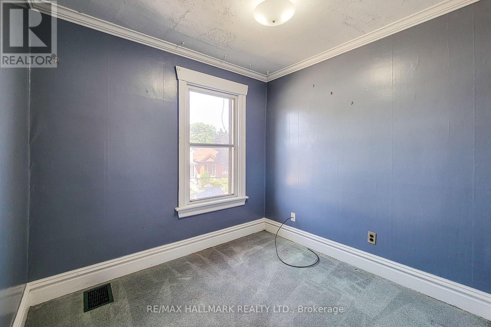 36 Dalkeith Avenue, Hamilton, ON
