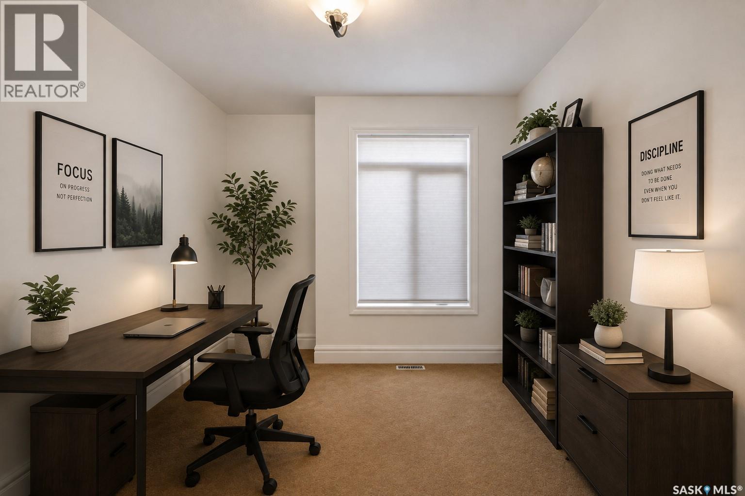 4622 Malcolm Drive, Regina, SK - Indoor Photo Showing Office