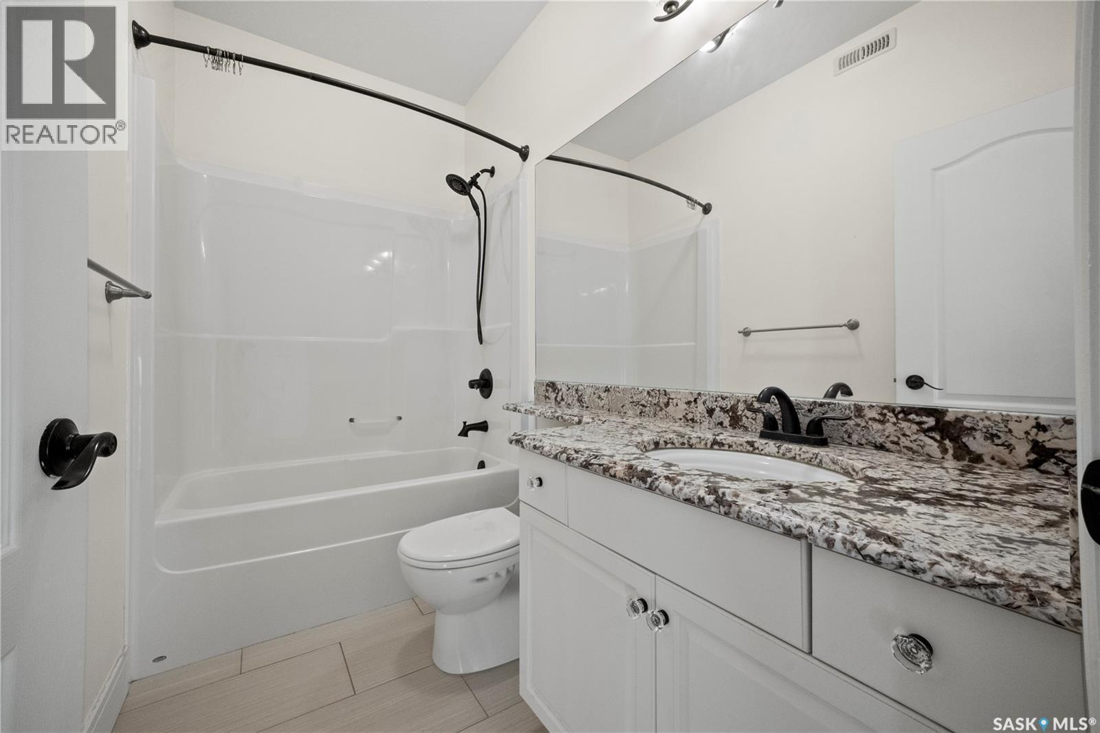 4622 Malcolm Drive, Regina, SK - Indoor Photo Showing Bathroom