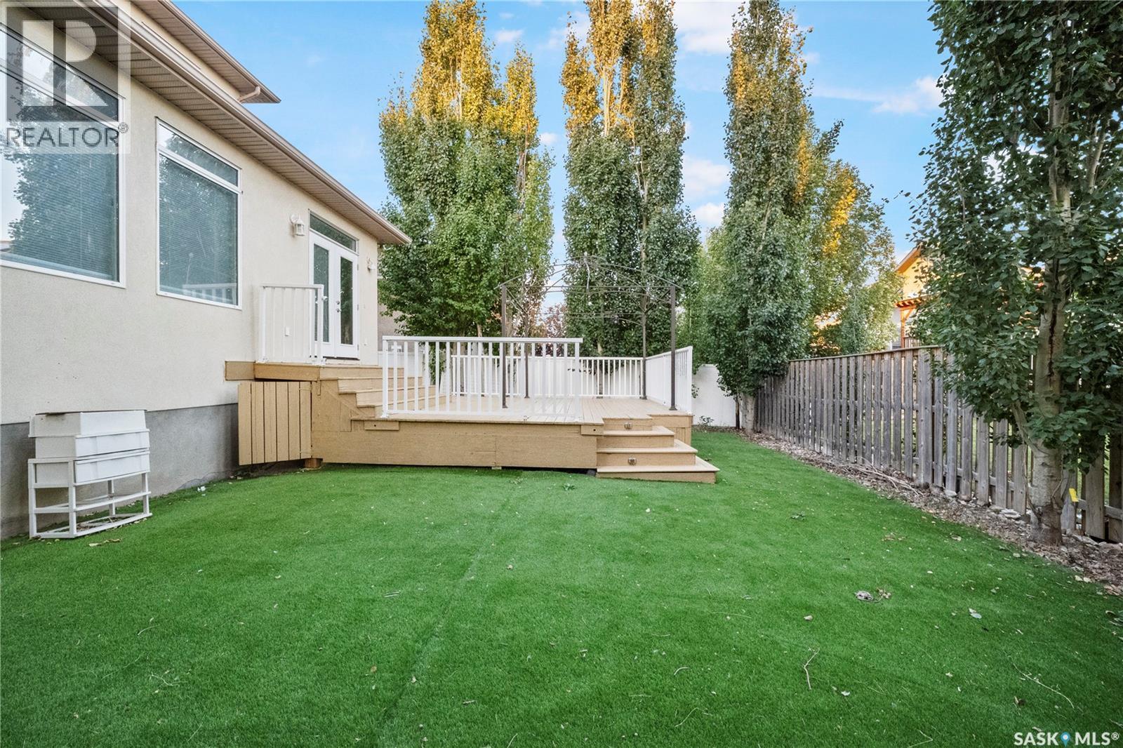 4622 Malcolm Drive, Regina, SK - Outdoor With Deck Patio Veranda