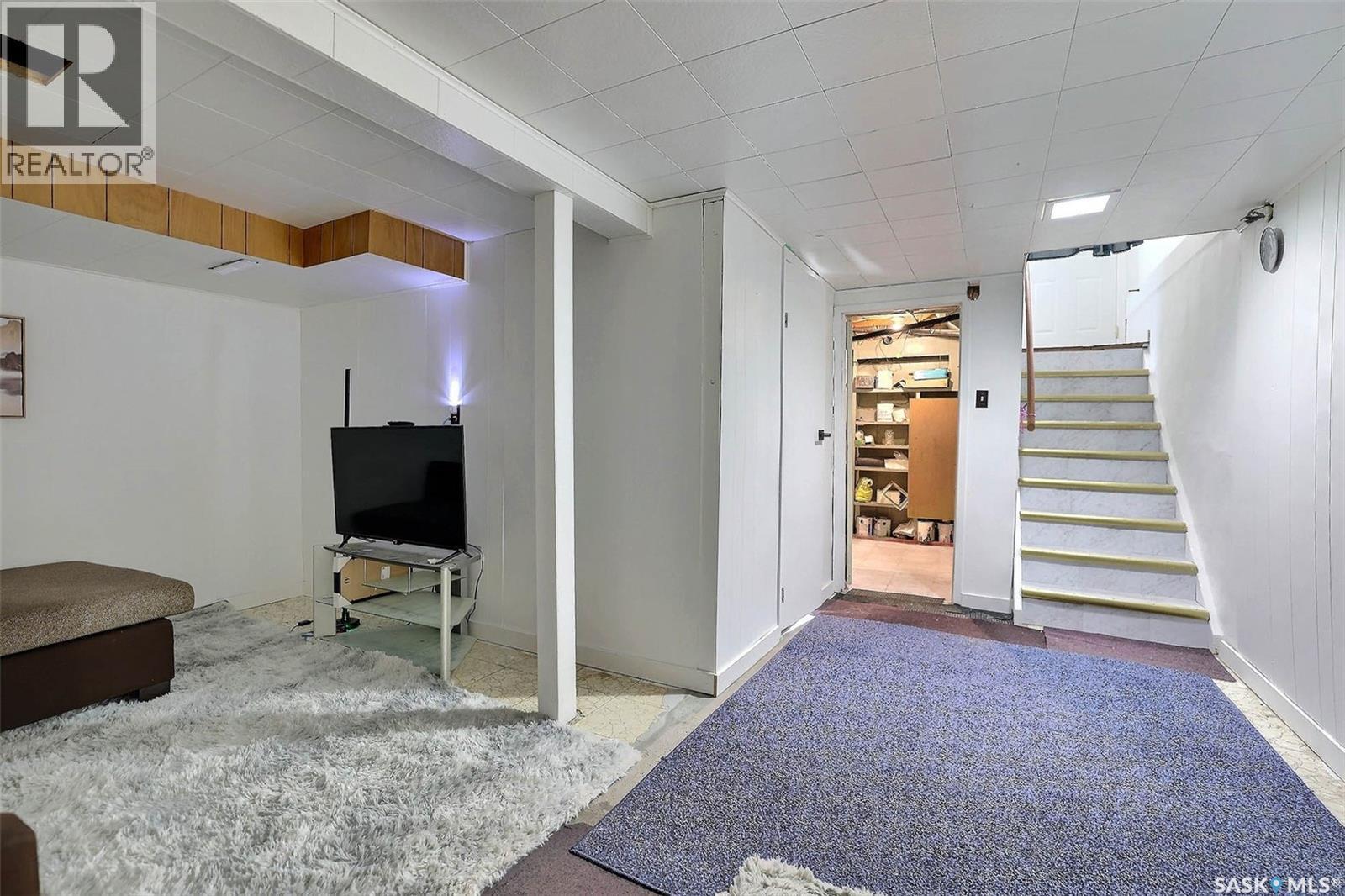 415 Mcintosh Street, Regina, SK - Indoor Photo Showing Other Room