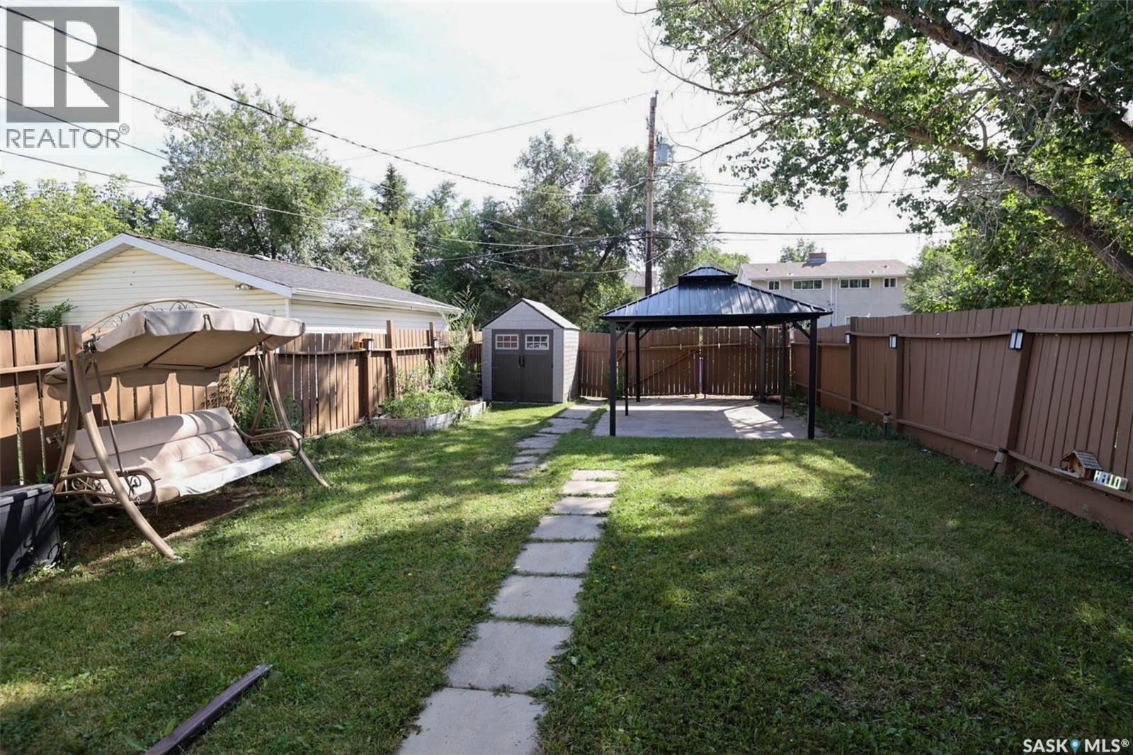 415 Mcintosh Street, Regina, SK - Outdoor