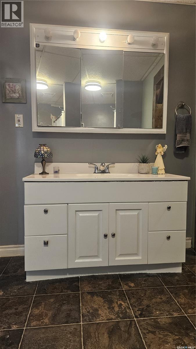 777 Highway, Cudworth, SK - Indoor Photo Showing Bathroom