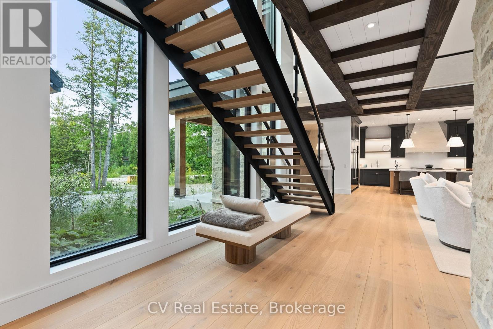 150 Delphi Lane, Blue Mountains, ON
