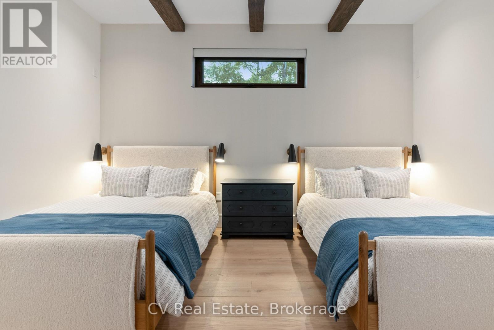 150 Delphi Lane, Blue Mountains, ON
