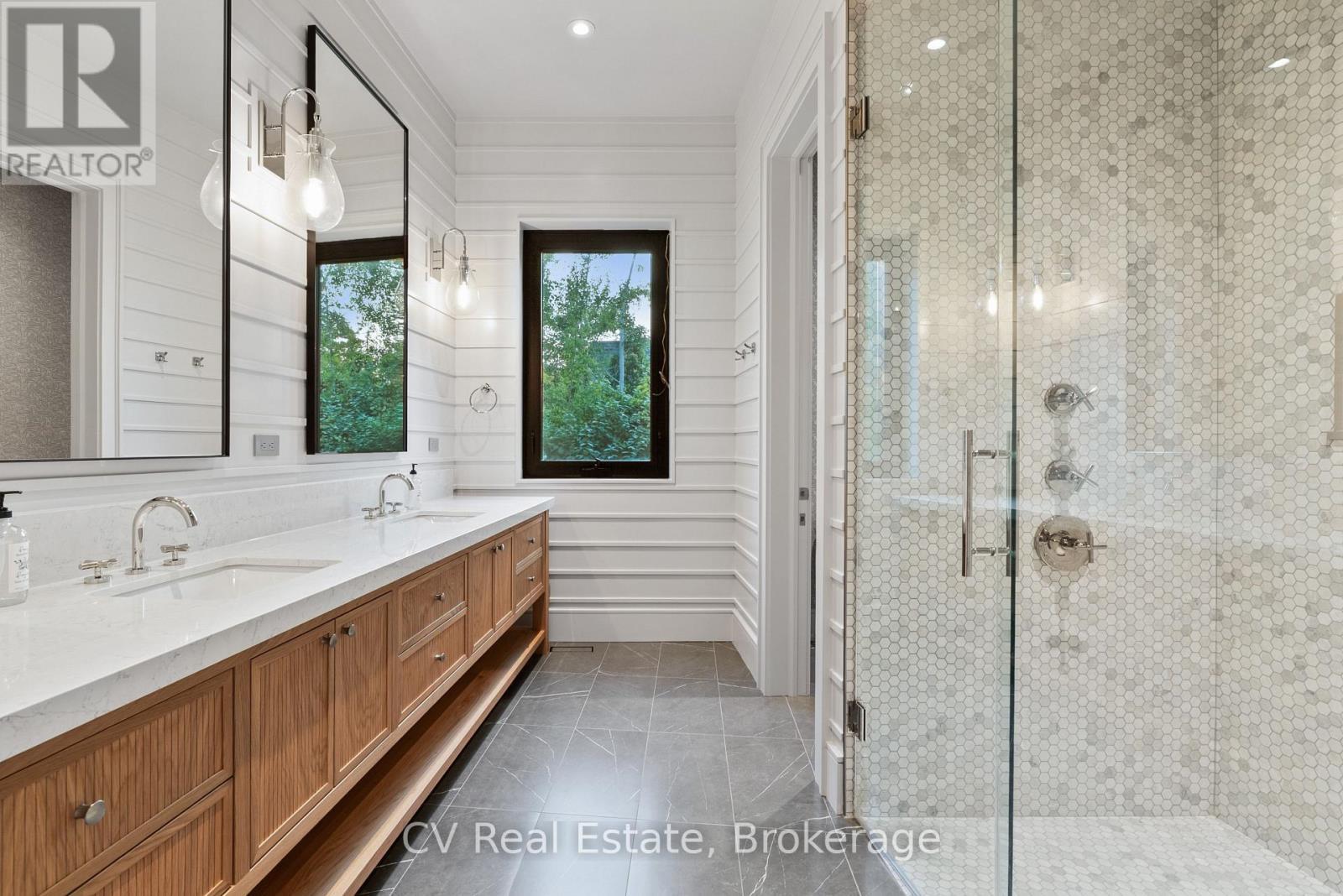 150 Delphi Lane, Blue Mountains, ON
