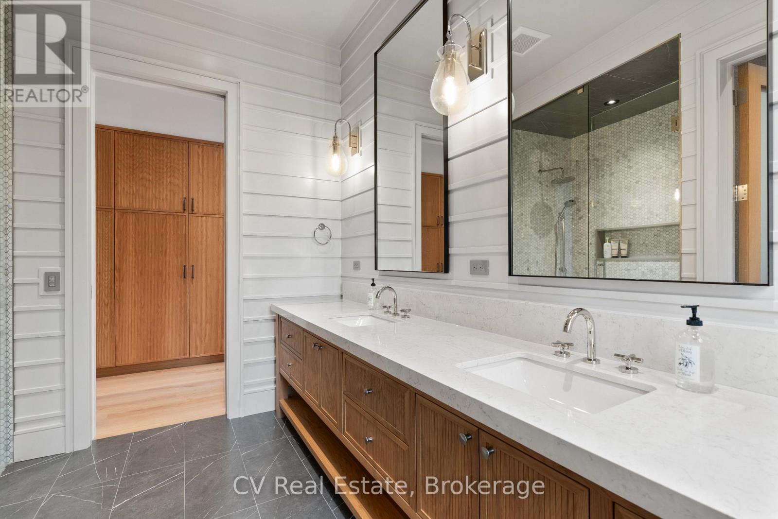 150 Delphi Lane, Blue Mountains, ON