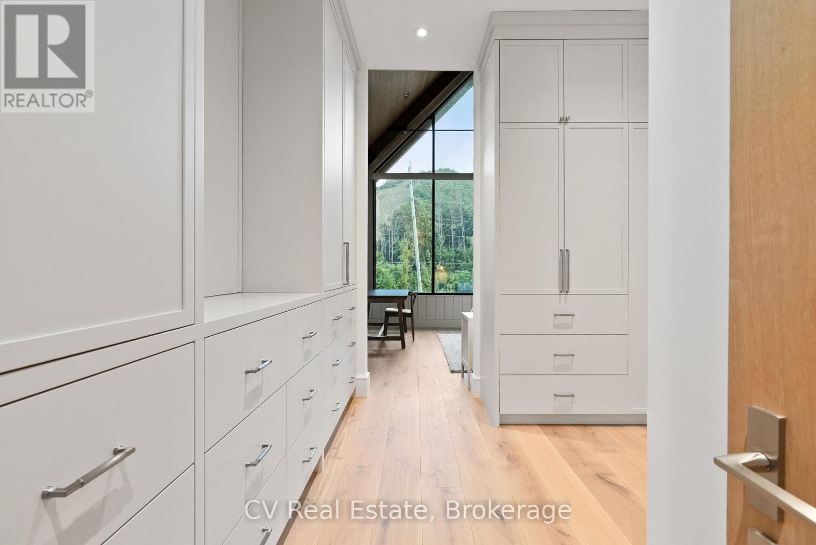 150 Delphi Lane, Blue Mountains, ON
