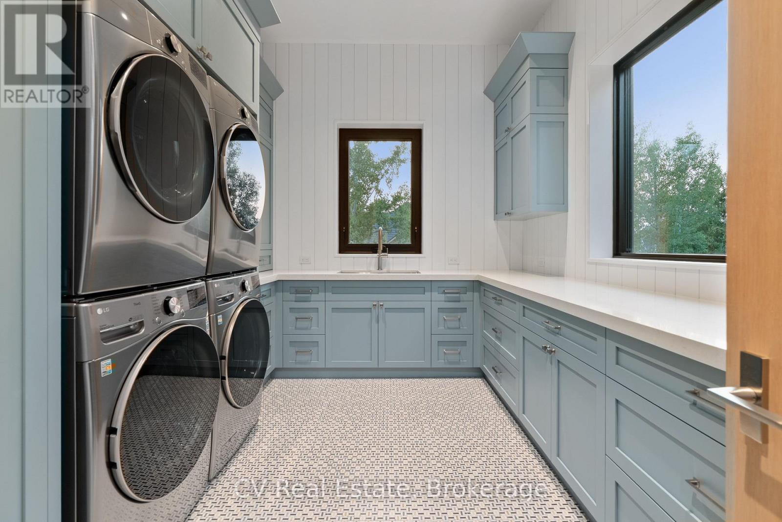 150 Delphi Lane, Blue Mountains, ON