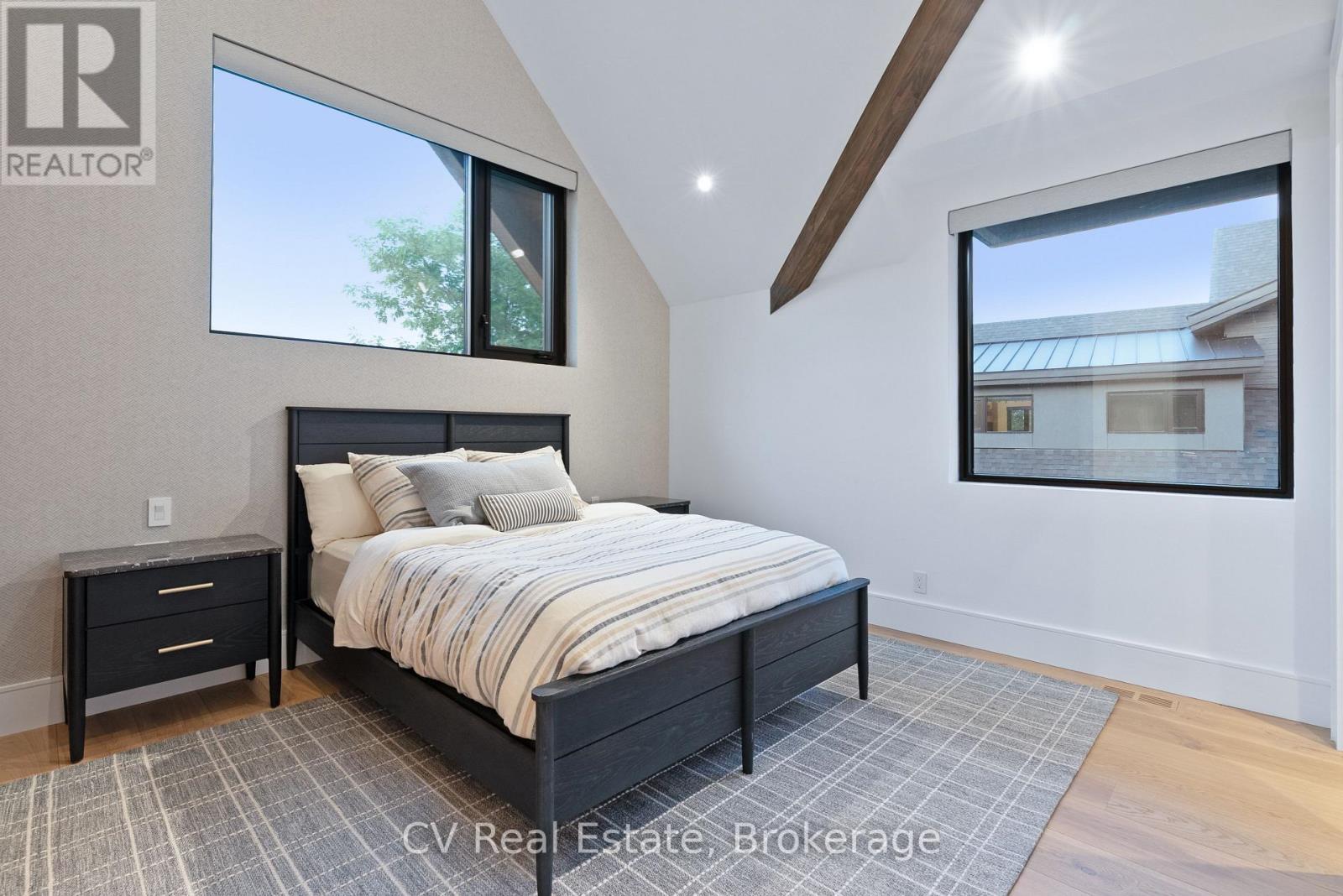 150 Delphi Lane, Blue Mountains, ON
