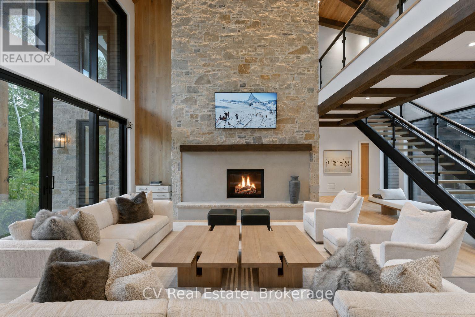150 Delphi Lane, Blue Mountains, ON