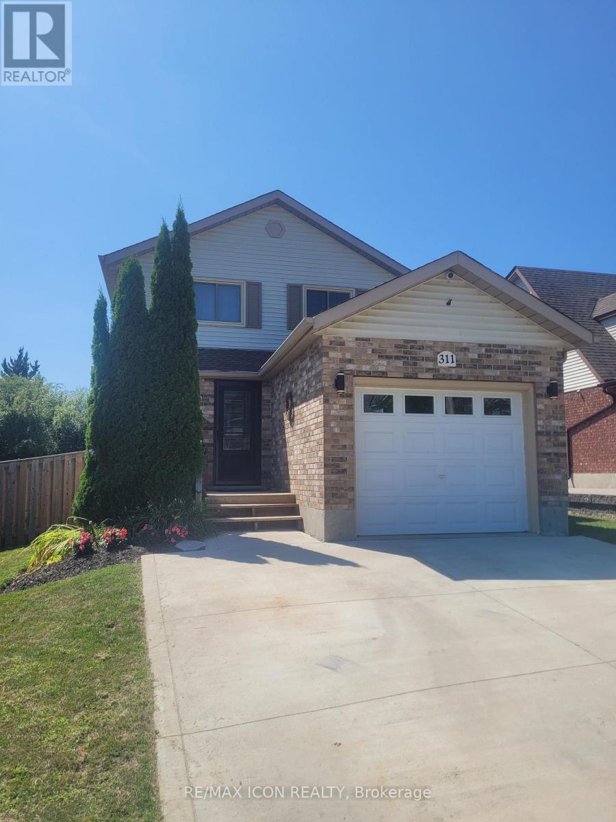 311 Misty Crescent, Kitchener, ON - Outdoor