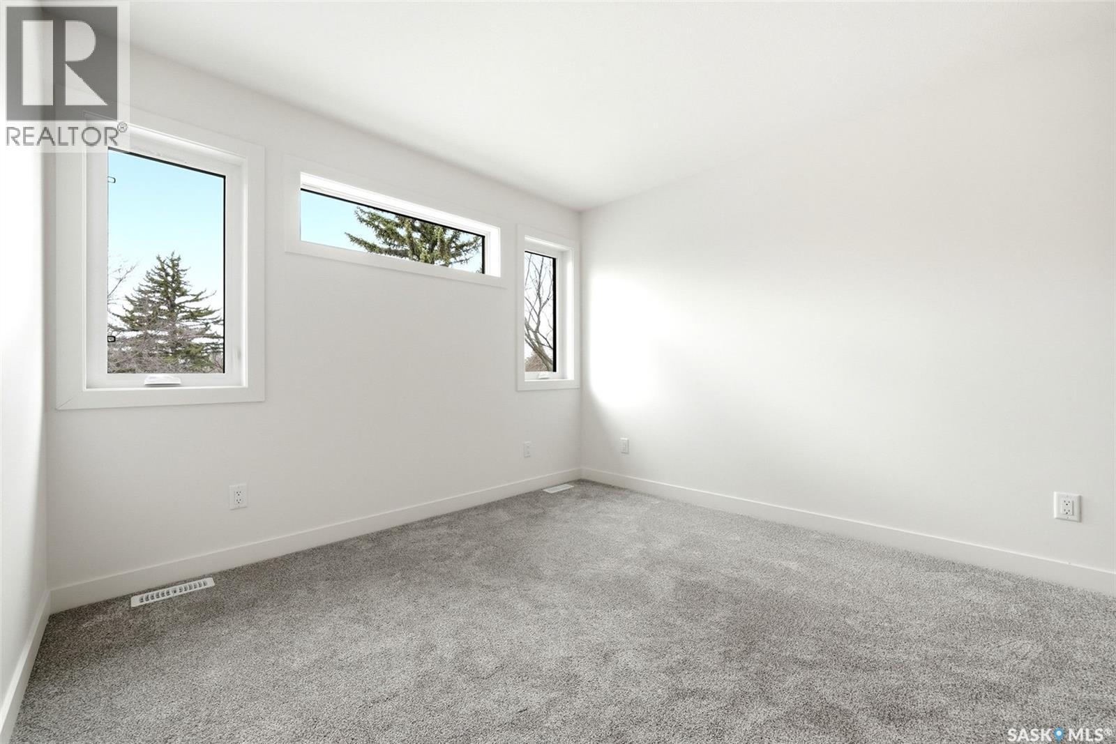 3919 Qu'Appelle Drive, Regina, SK - Indoor Photo Showing Other Room