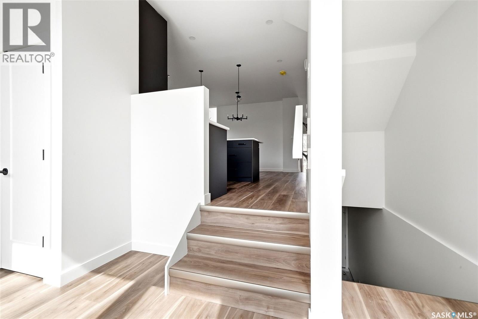 3919 Qu'Appelle Drive, Regina, SK - Indoor Photo Showing Other Room