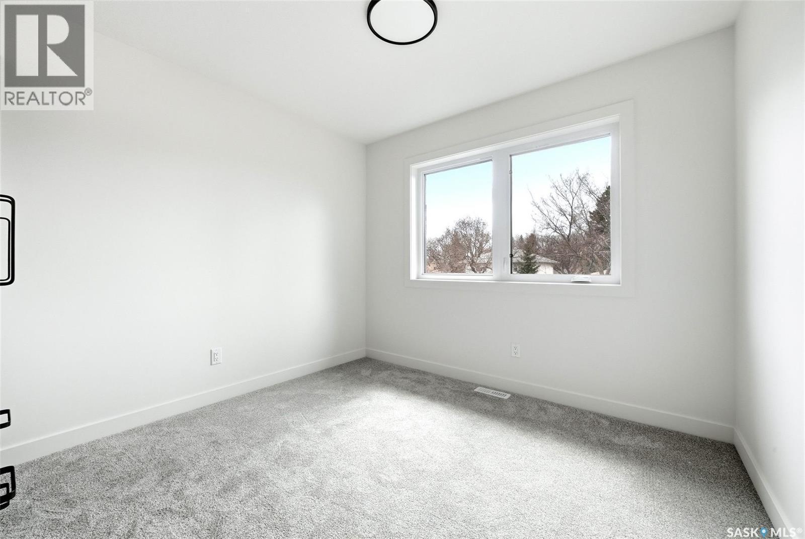 3919 Qu'Appelle Drive, Regina, SK - Indoor Photo Showing Other Room