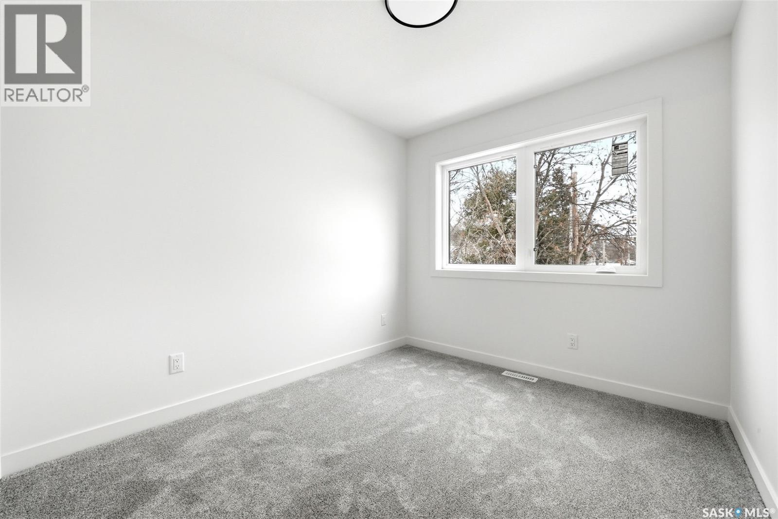 3023 Regina Avenue, Regina, SK - Indoor Photo Showing Other Room