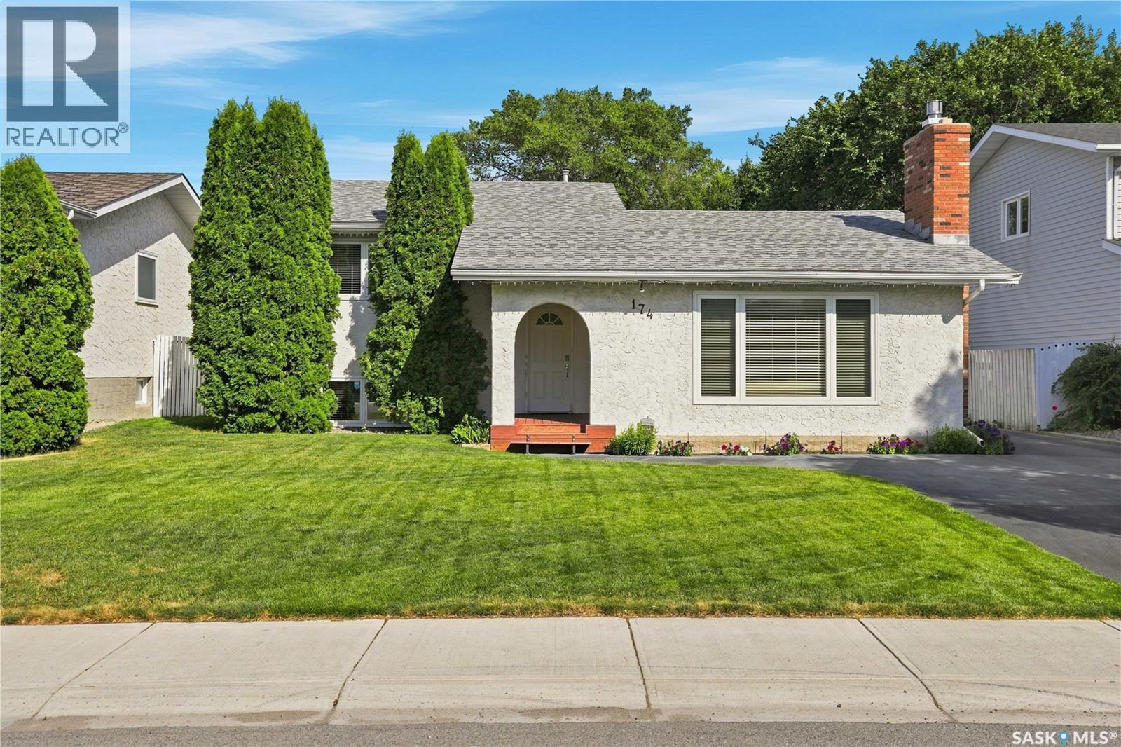 174 Green Meadow Road, Regina, SK