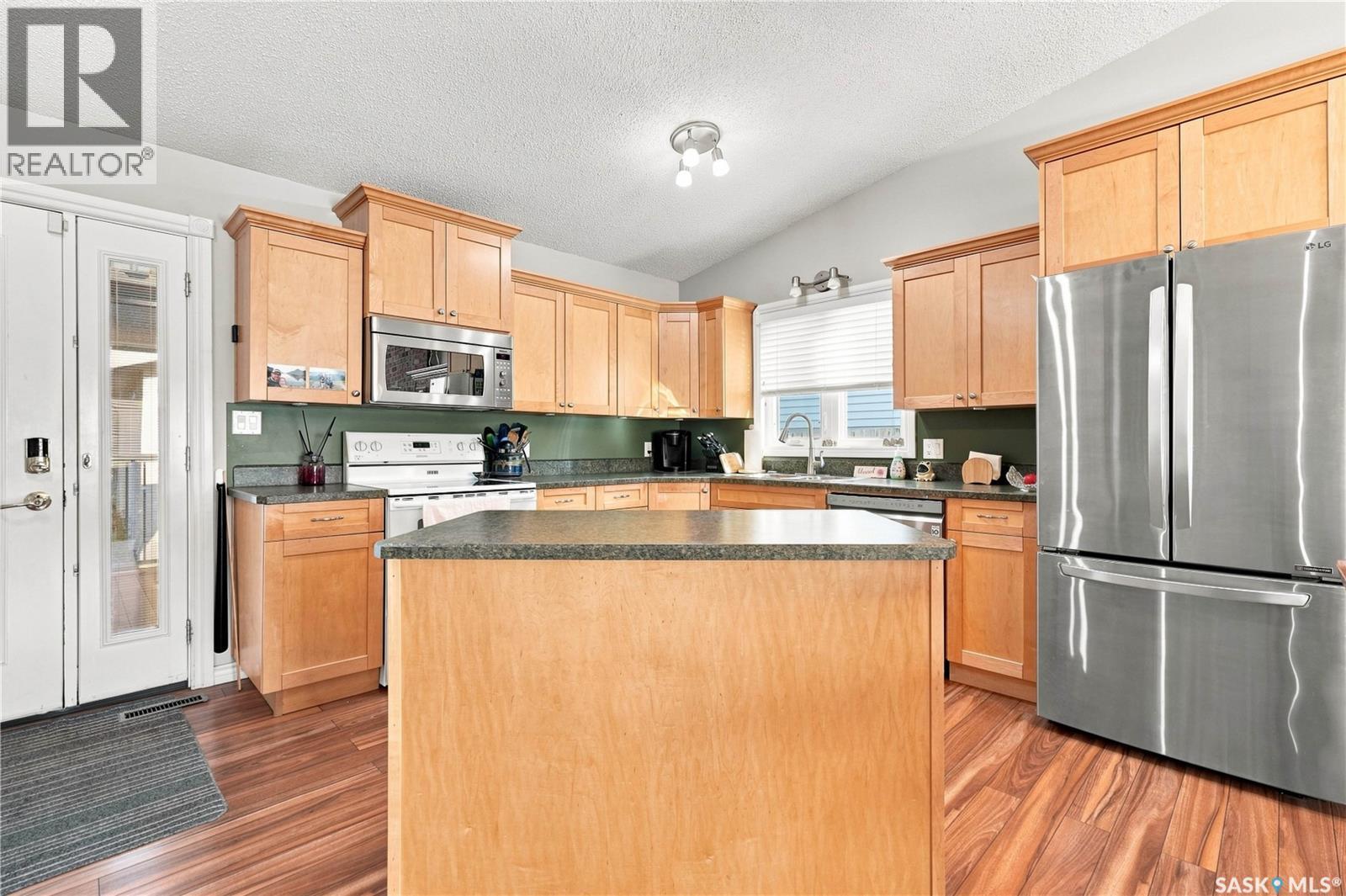 174 Green Meadow Road, Regina, SK