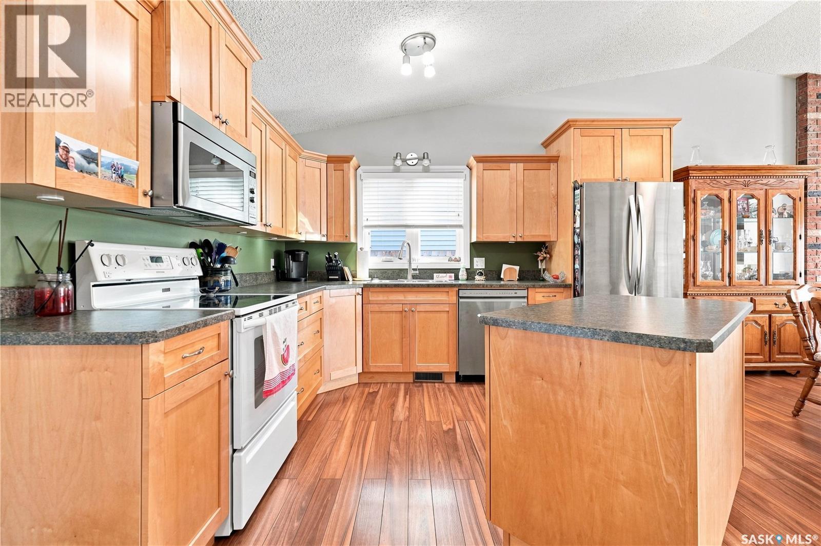174 Green Meadow Road, Regina, SK