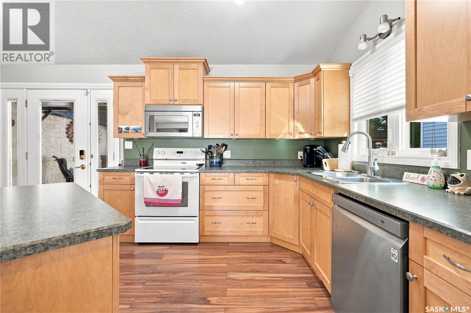 174 Green Meadow Road, Regina, SK