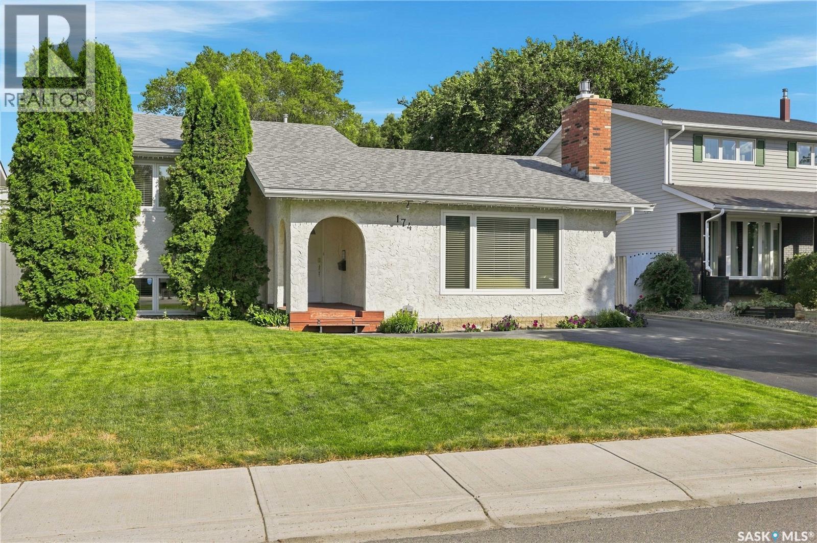 174 Green Meadow Road, Regina, SK