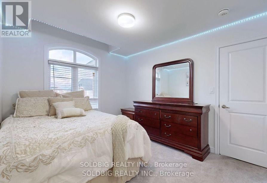 1265 Chee Chee Landing, Milton, ON - Indoor Photo Showing Bedroom