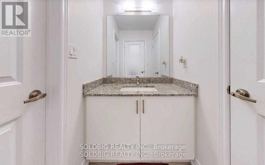 1265 Chee Chee Landing, Milton, ON - Indoor Photo Showing Bathroom