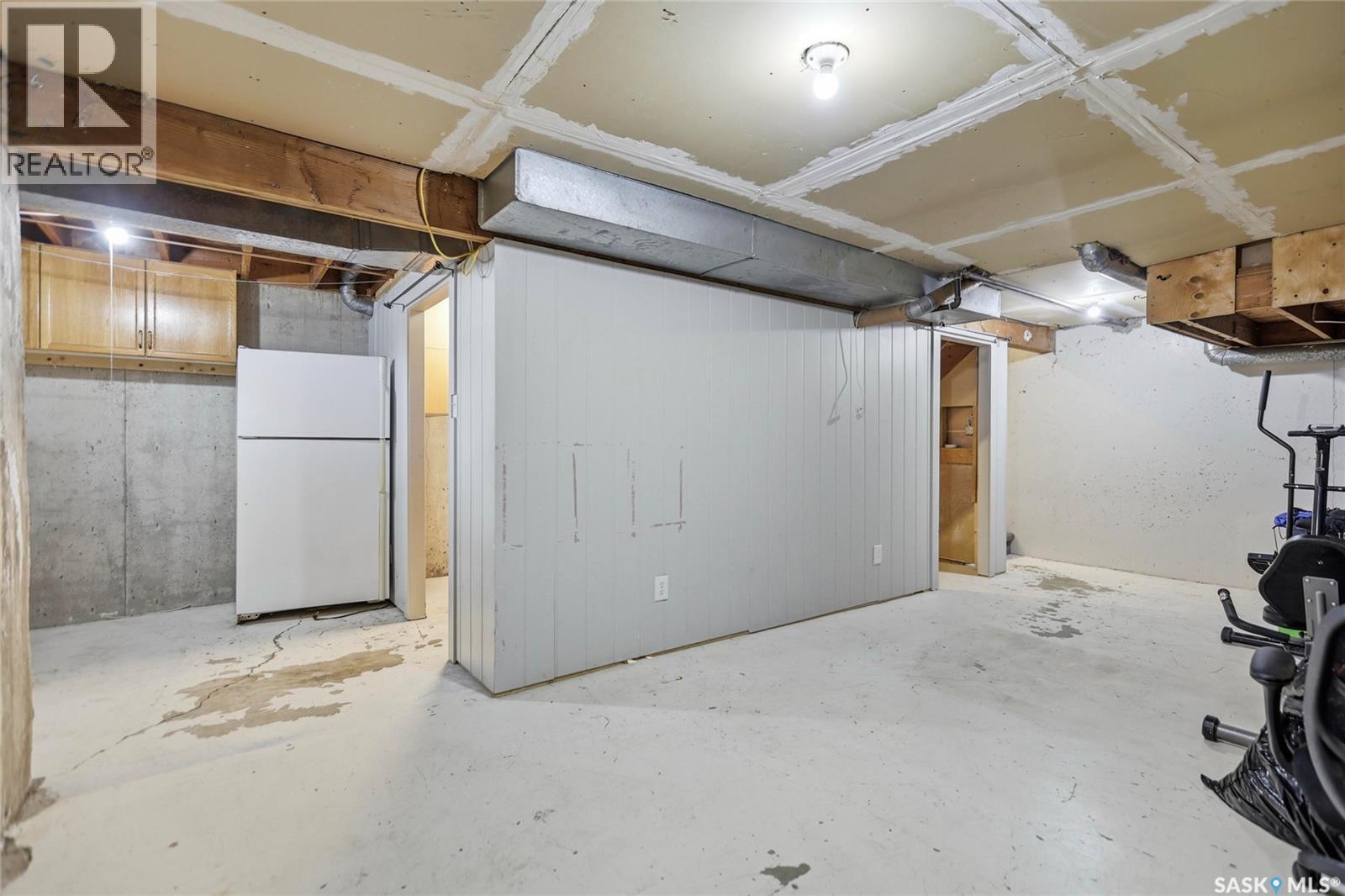 3802 Rae Street, Regina, SK - Indoor Photo Showing Basement