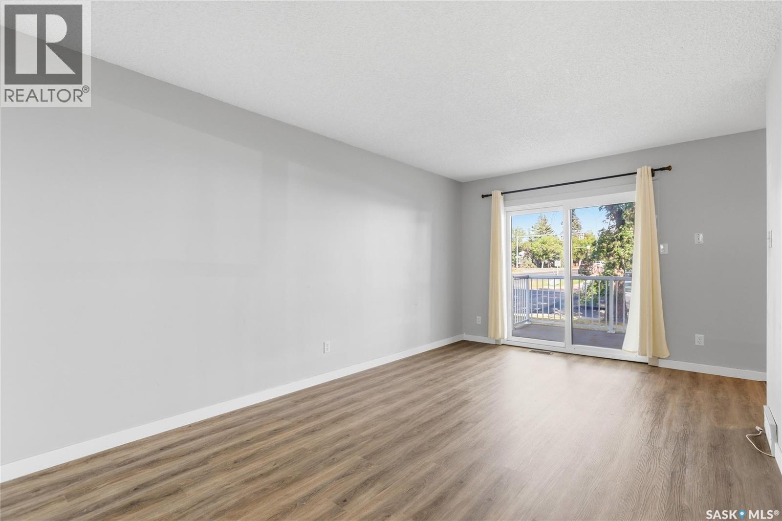 3802 Rae Street, Regina, SK - Indoor Photo Showing Other Room