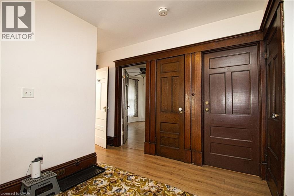 22 Blake Street, Hamilton, ON - Indoor Photo Showing Other Room